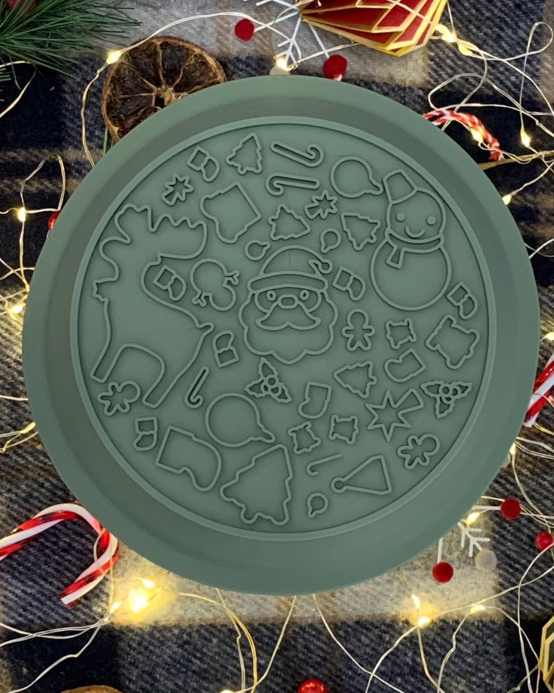 2 in 1 Christmas Stocking Slow Feeder Bowl & Lick Mat.
